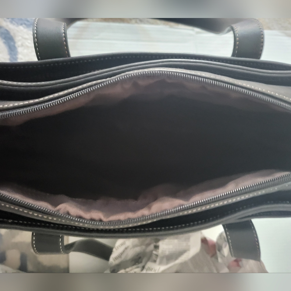 Vintage Coach Dark Brown Leather Multifunctional Bag - # H1S-5209. - Picture 15 of 16
